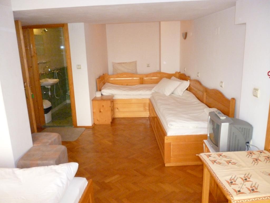 Hotel Comfort Veliko Tŭrnovo Rom bilde
